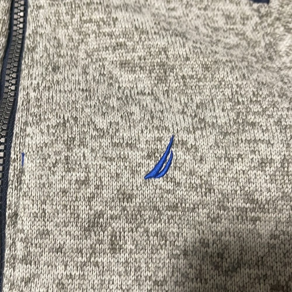 Zip up Sweater - Picture 2 of 5